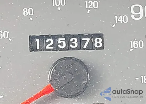 1999 Mercury Grand Marquis Gs из США, поврежденный, VIN 2MEFM74W5XX626563